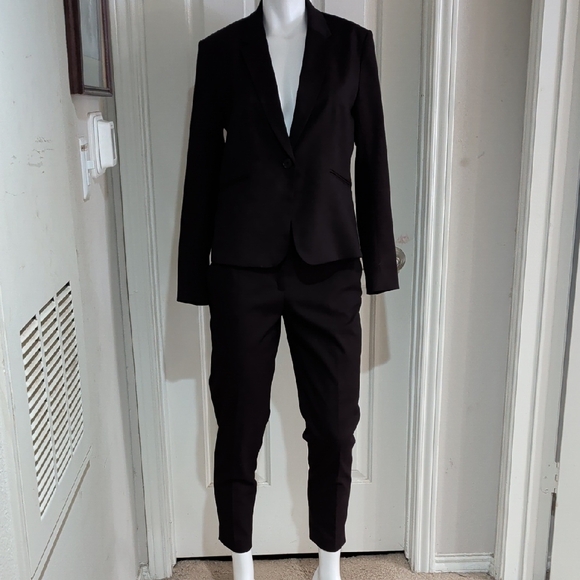 H&M Classic Eggplant Women's Pant Suit 10 - Picture 2 of 10